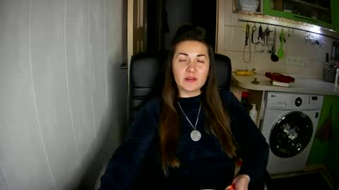 MarinettaQhot online show from 29, 12, 2024