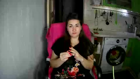 MarinettaQhot online show from 24, 1, 2025