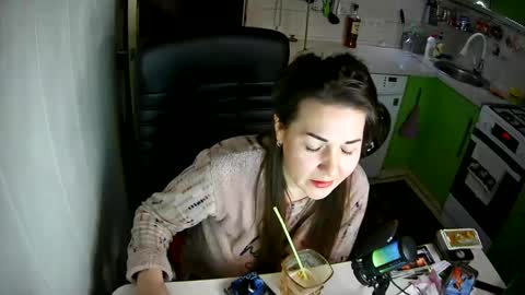 MarinettaQhot online show from 15, 2, 2025