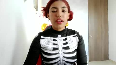 Snapshot of mariposa_skye chatting on 11, 11, 2025 Mariposa online show from 11, 11, 2025