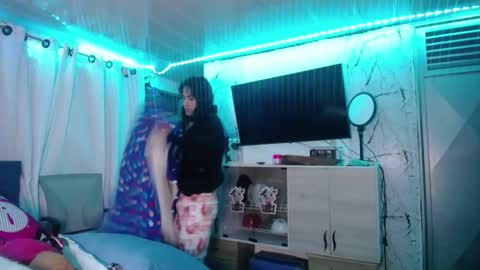 Snapshot of maritza_ferrerr chatting on 10, 11, 2025 Maritza Ferrer -Samara Beltran online show from 10, 11, 2025