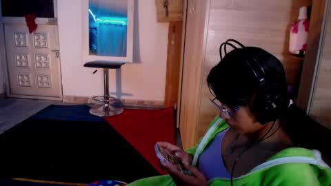 Snapshot of maritza_ferrerr chatting on 24, 11, 2025 Maritza Ferrer -Samara Beltran online show from 24, 11, 2025