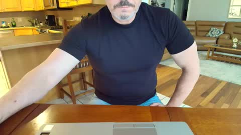 Mark online show from 27, 2, 2025