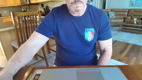Mark online show from 10, 3, 2025