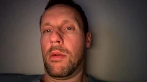 Mark online show from 17, 12, 2025