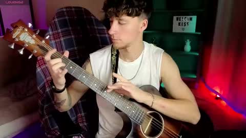 Snapshot of mark_caron chatting on 28, 9, 2025 mark_caron online show from 28, 9, 2025