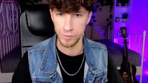 Snapshot of mark_caron chatting on 11, 10, 2025 mark_caron online show from 11, 10, 2025