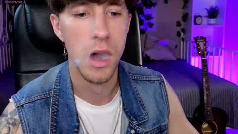 Snapshot of mark_caron chatting on 17, 10, 2025 mark_caron online show from 17, 10, 2025