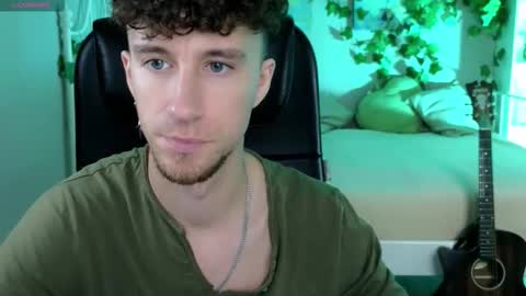 Snapshot of mark_caron chatting on 12, 11, 2025 mark_caron online show from 12, 11, 2025