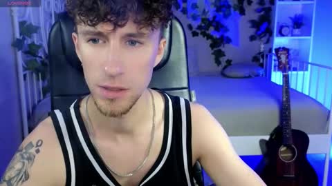 Snapshot of mark_caron chatting on 20, 11, 2025 mark_caron online show from 20, 11, 2025