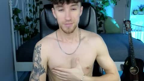 Snapshot of mark_caron chatting on 26, 11, 2025 mark_caron online show from 26, 11, 2025