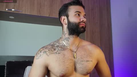 Mark online show from 16, 10, 2025