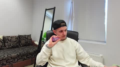 Snapshot of mark_karson chatting on 7, 3, 2026 MARK KARSON online show from 7, 3, 2026