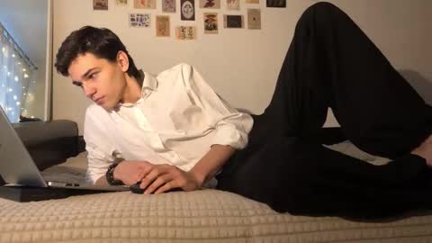 Snapshot of mark_romal chatting on 21, 10, 2025 Mark online show from 21, 10, 2025