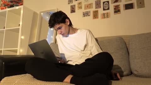 Snapshot of mark_romal chatting on 29, 10, 2025 Mark online show from 29, 10, 2025