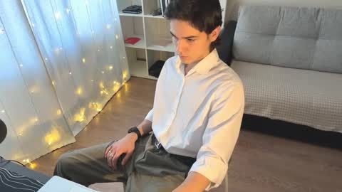 Snapshot of mark_romal chatting on 19, 11, 2025 Mark online show from 19, 11, 2025