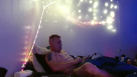 Snapshot of markymark101825061 chatting on 10, 2, 2025 markymark101825061 online show from 10, 2, 2025