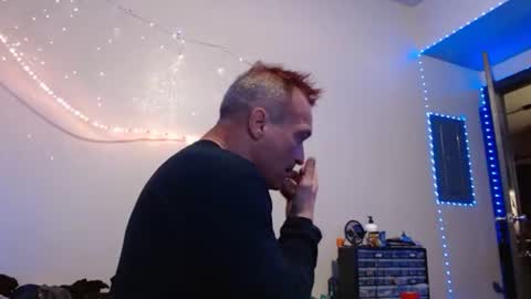 MarkyMark7169 online show from 17, 2, 2025