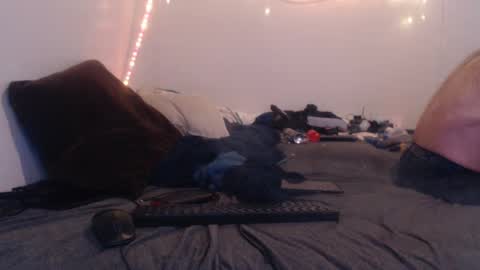 MarkyMark7169 online show from 28, 2, 2025