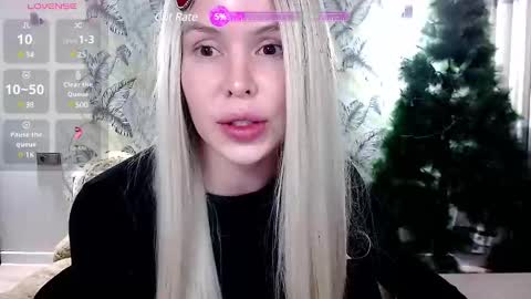 Snapshot of marmalade_fox chatting on 2, 1, 2025 Marmalade Fox online show from 2, 1, 2025