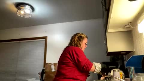 maroon_moon online show from 16, 2, 2025