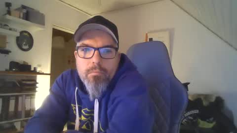 Snapshot of marriedcock1980 chatting on 2, 12, 2024 marriedcock1980 online show from 2, 12, 2024