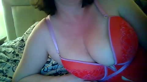 Snapshot of marriedcouple9 chatting on 26, 3, 2026 Jess and Nick online show from 26, 3, 2026