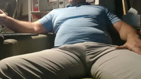 only fans marrieddad19751975 online show from 26, 2, 2025