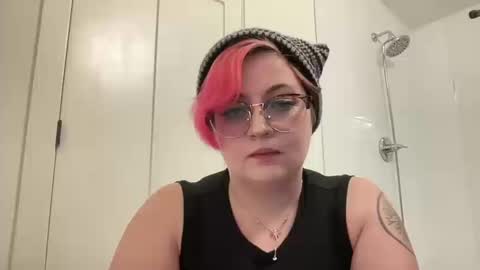 Snapshot of marsismadeofstardust chatting on 11, 10, 2025 marsismadeofstardust online show from 11, 10, 2025