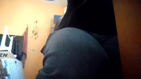 Snapshot of marsupialdan chatting on 3, 11, 2025 marsupialdan online show from 3, 11, 2025