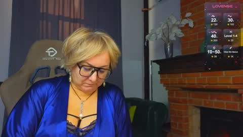 marta_wils online show from 22, 10, 2025