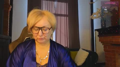 marta_wils online show from 24, 10, 2025