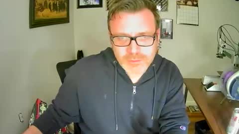 Snapshot of martcb1313 chatting on 5, 3, 2026 martcb1313 online show from 5, 3, 2026