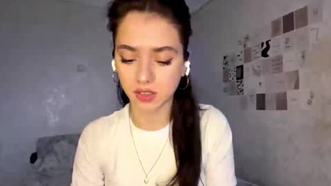 marthaawebb online show from 16, 2, 2026