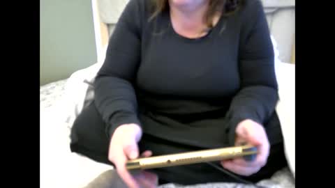 Snapshot of marthabriest chatting on 12, 11, 2025 Martha online show from 12, 11, 2025
