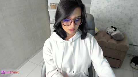 Snapshot of martiiinaa_ chatting on 6, 2, 2025 Martina online show from 6, 2, 2025