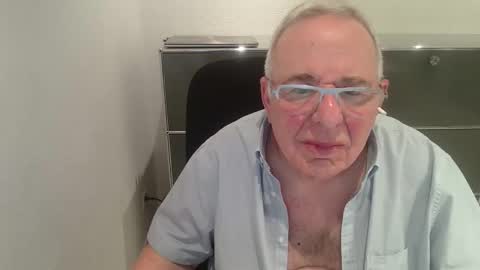 martin_1947 online show from 10, 4, 2026