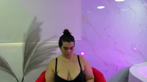   MARTINA   online show from 2, 2, 2025
