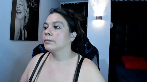   MARTINA   online show from 5, 2, 2025