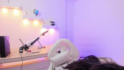   MARTINA   online show from 18, 10, 2025