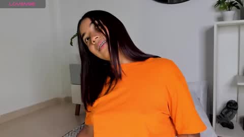 martina Monst online show from 11, 1, 2025
