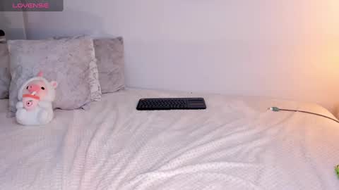 martina Monst online show from 12, 3, 2025