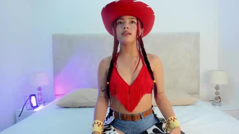 Snapshot of martinaa_garcia chatting on 22, 10, 2025 Martina online show from 22, 10, 2025