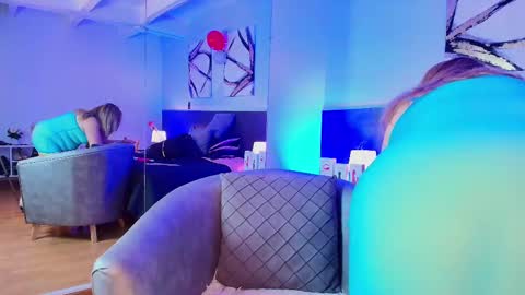 Martina Caicedo online show from 9, 3, 2025