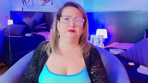 Martina Caicedo online show from 9, 3, 2025