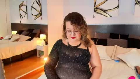 Martina Caicedo online show from 30, 9, 2025