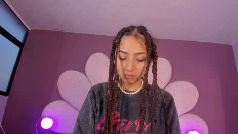 Martina Garcia online show from 18, 12, 2024