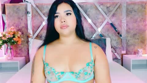 Snapshot of martinagarcia__ chatting on 20, 10, 2025 Martina Garcia online show from 20, 10, 2025