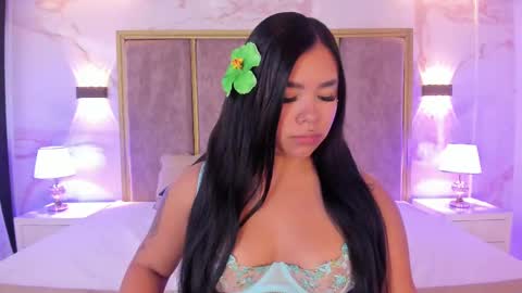 Snapshot of martinagarcia__ chatting on 6, 11, 2025 Martina Garcia online show from 6, 11, 2025