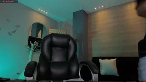 Snapshot of martinnabonnet chatting on 7, 3, 2025 Martinna Bonnet online show from 7, 3, 2025